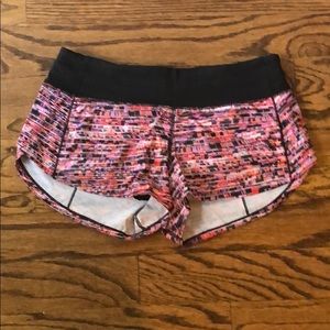 Size 4 Lululemon Speed Up Shorts EUC